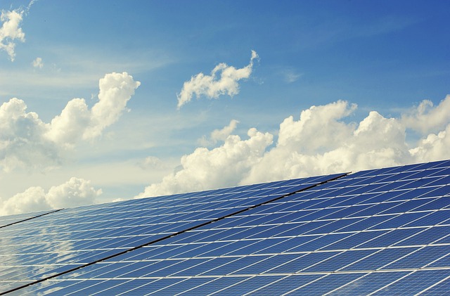 How to use aged solar leads to reach now-ready prospects